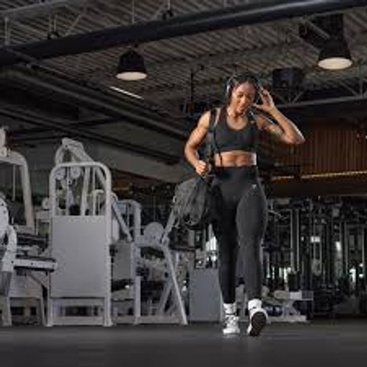 The Complete Guide to Choosing Gym Equipment