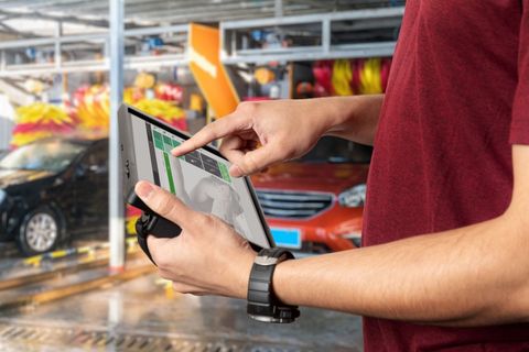 A Beginner’s Guide to Choosing the Right Car Wash POS System