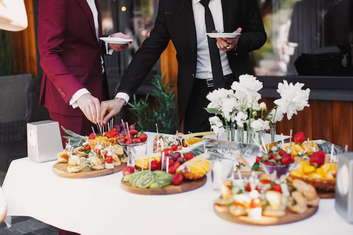 The Comprehensive Guide to Wedding Catering